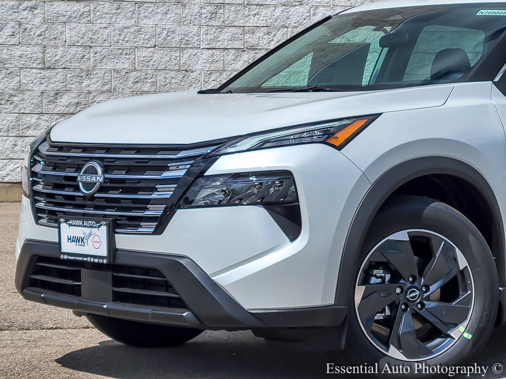 2026 Nissan Rogue SV photo 2