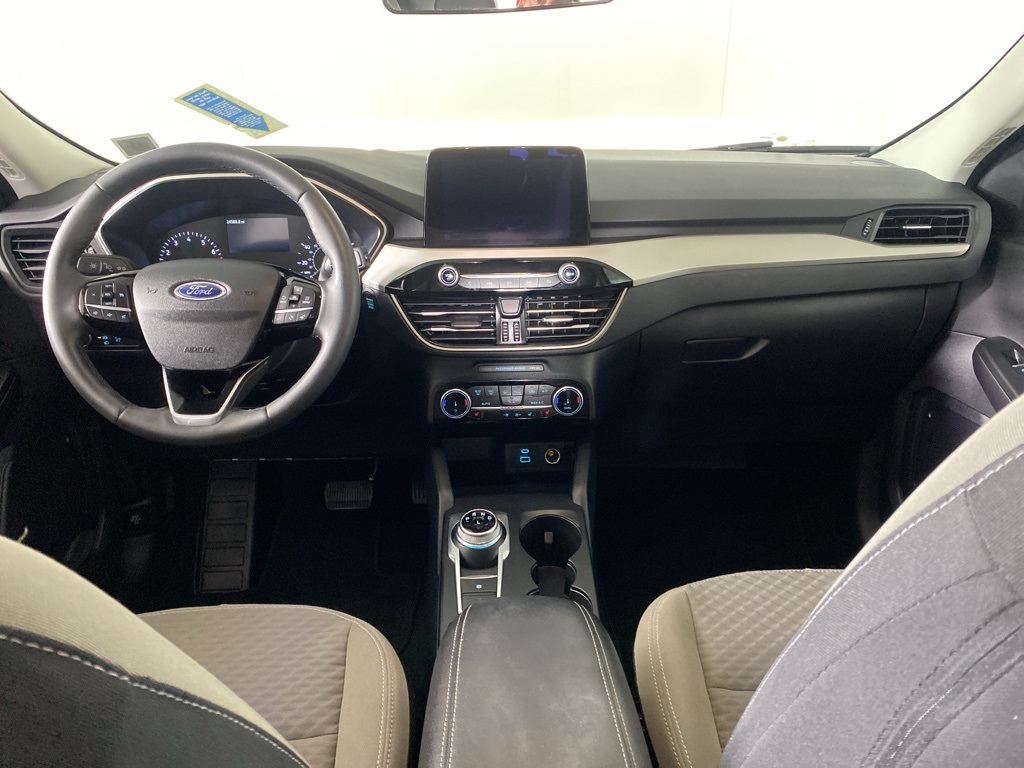 2022 Ford Escape SE photo 2
