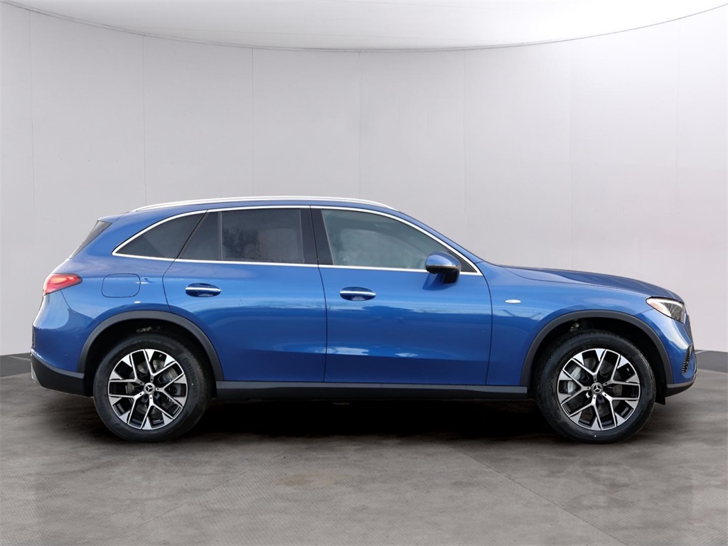 2025 Mercedes Benz GLC 350e 4MATIC photo 4
