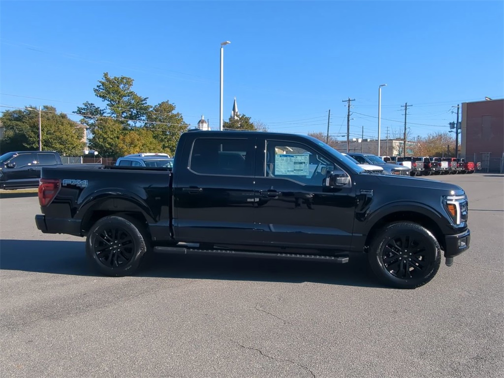 2025 Ford F-150 Lariat photo 3