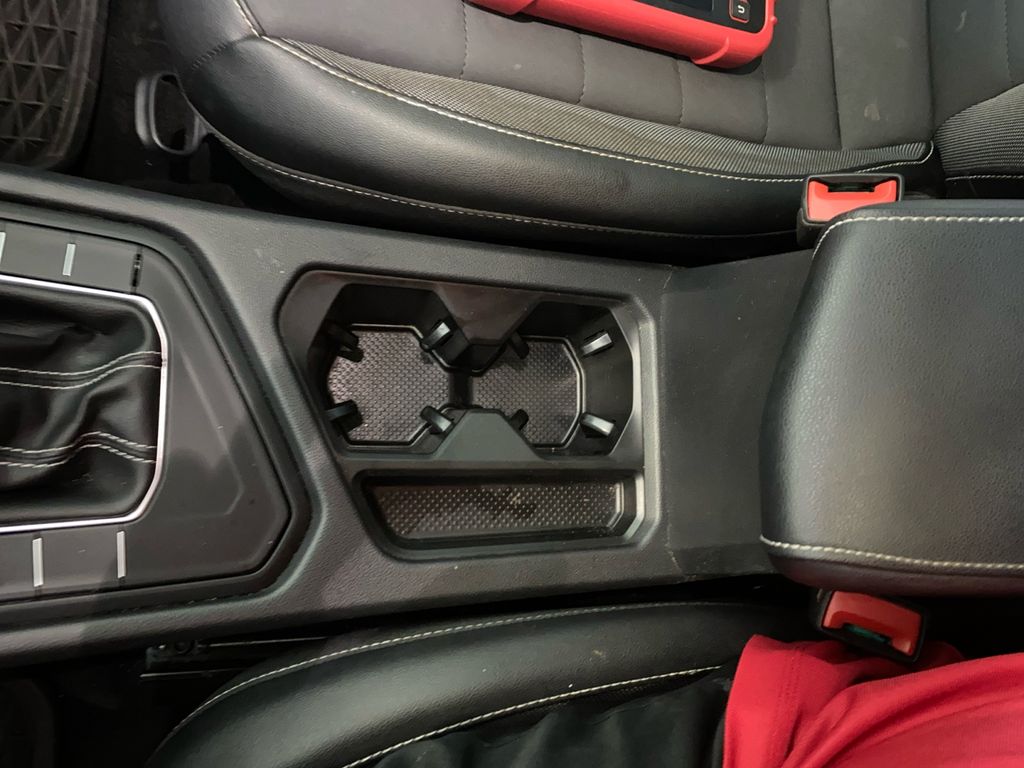 2022 Volkswagen Taos SE photo 17