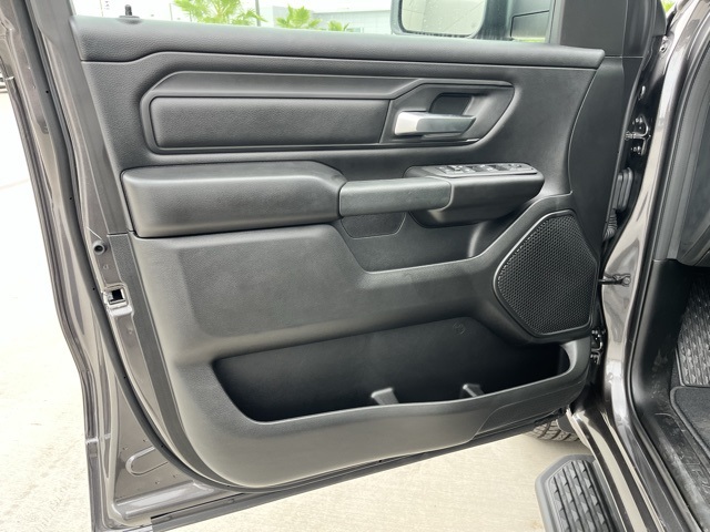 2025 Ram 1500 Tradesman photo 16