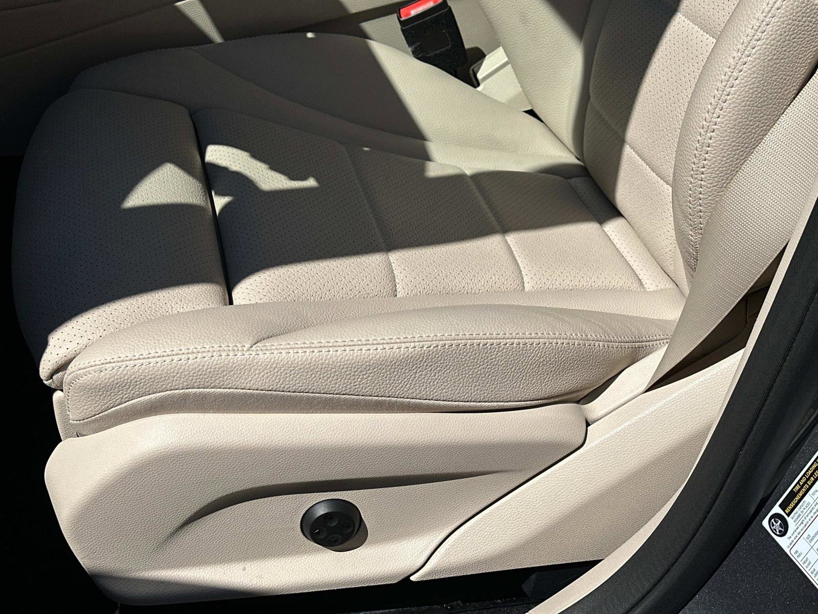 2022 Mercedes Benz GLC 300 4MATIC photo 16