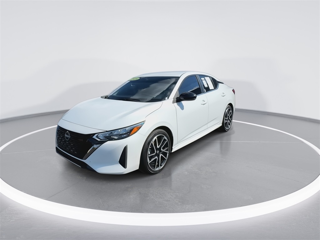 2024 Nissan Sentra SR photo 4