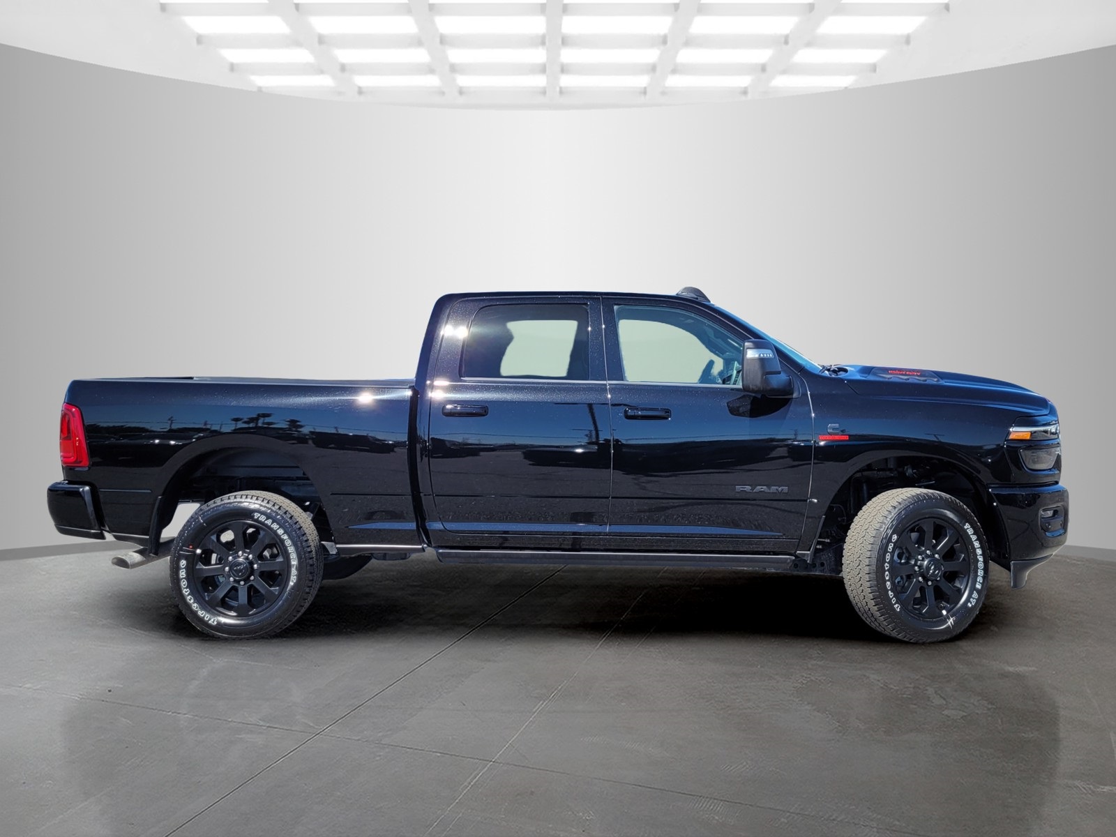 2025 Ram 2500 Laramie photo 2