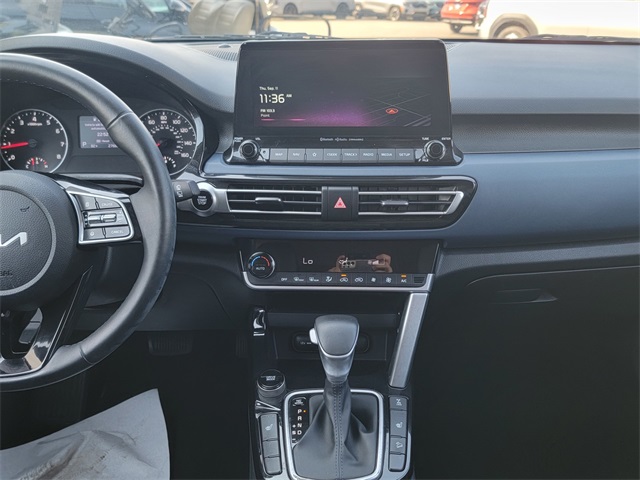 2023 Kia Seltos S photo 20