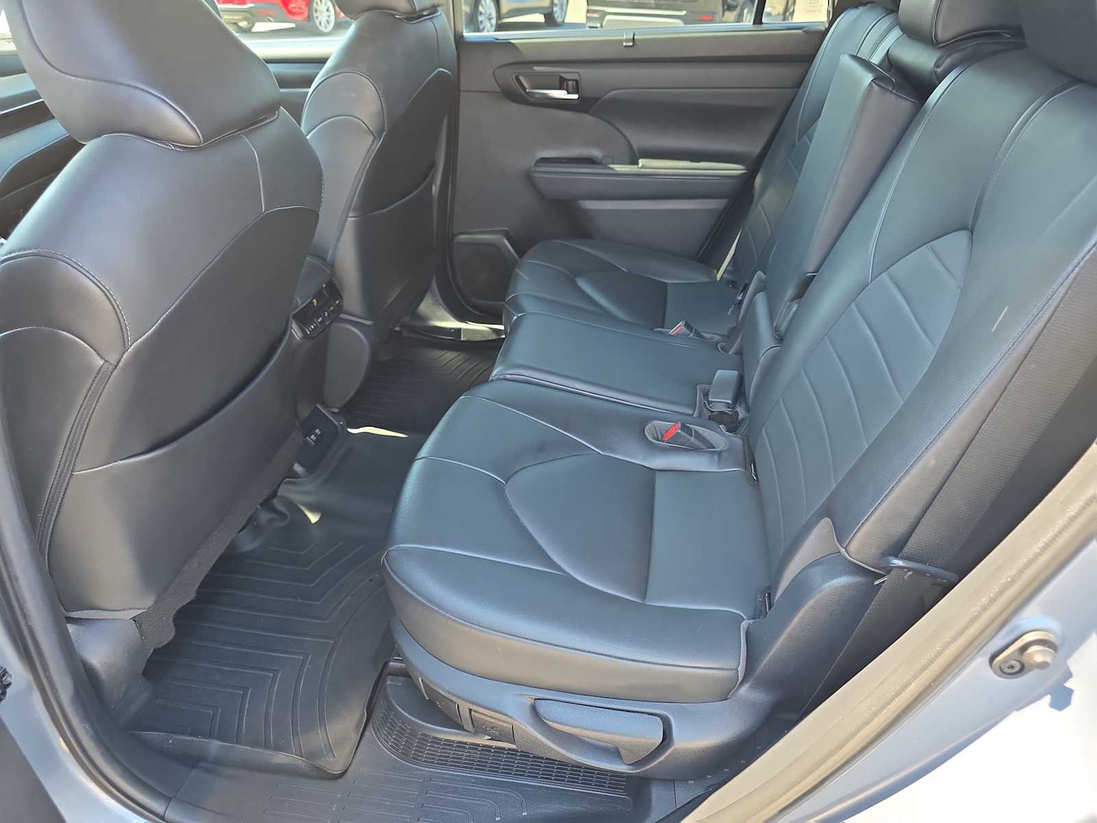 2021 Toyota Highlander Hybrid XLE photo 30