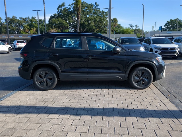 2025 Volkswagen Taos S photo 3