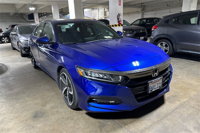 2018 Honda Accord Sport photo 2