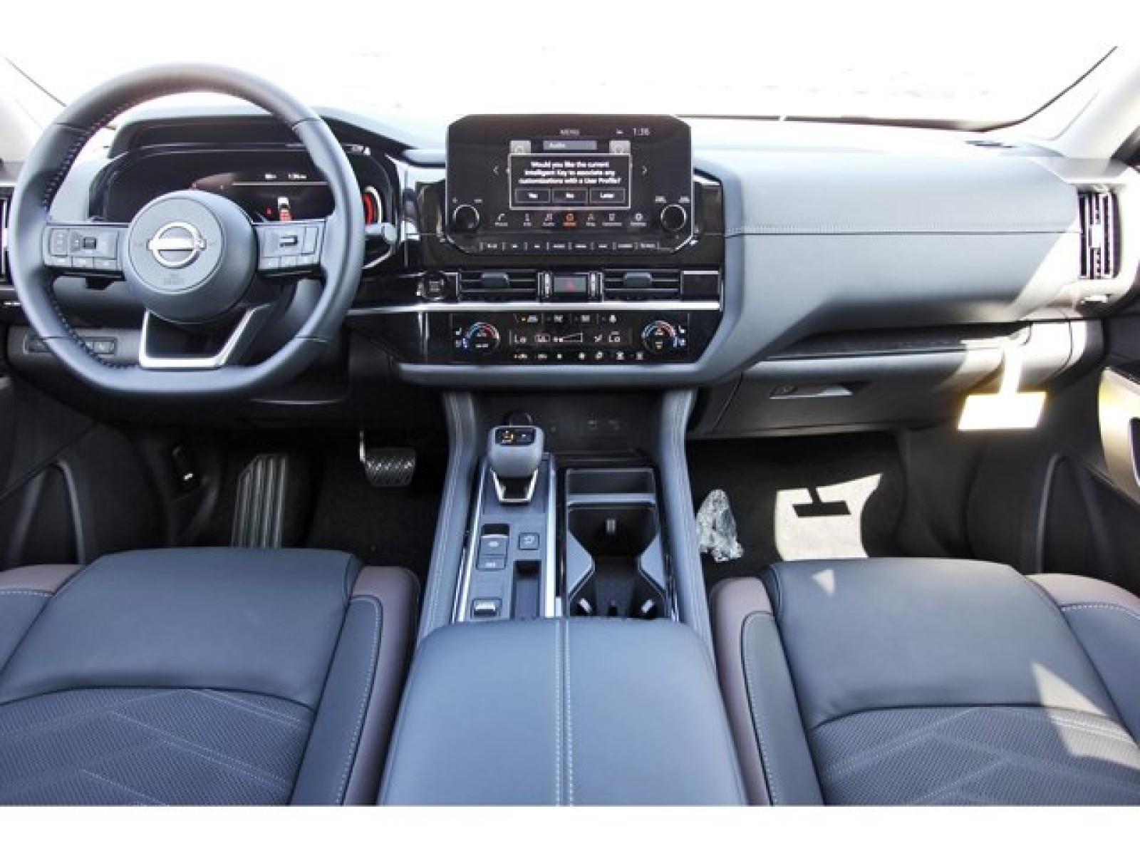 2025 Nissan Pathfinder Platinum Black at Robbins Nissan