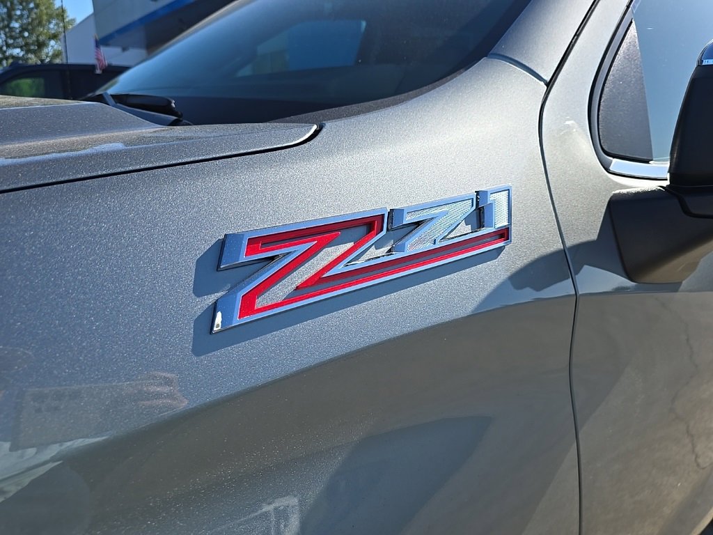 2025 Chevrolet Silverado 1500 LTZ photo 38