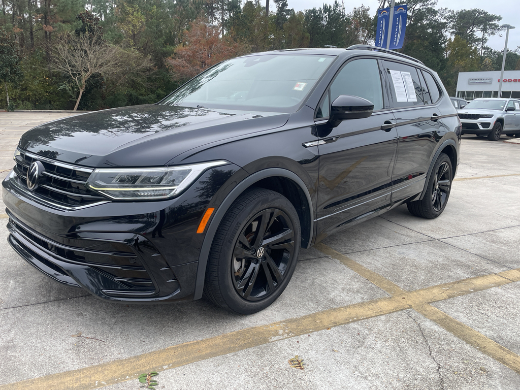 2023 Volkswagen Tiguan SE R-Line Black photo 3