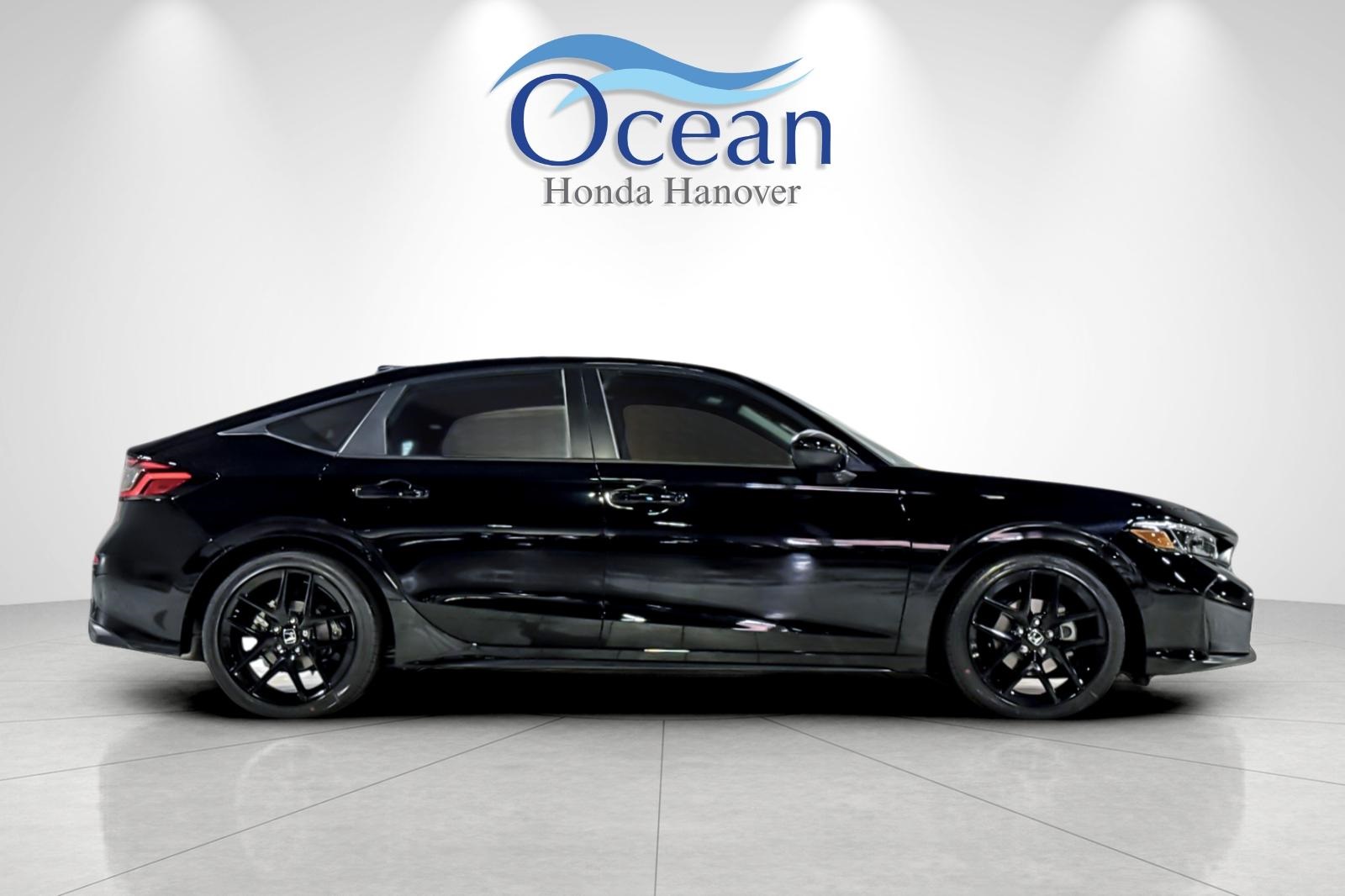 2026 Honda Civic Hatchback Sport photo 4
