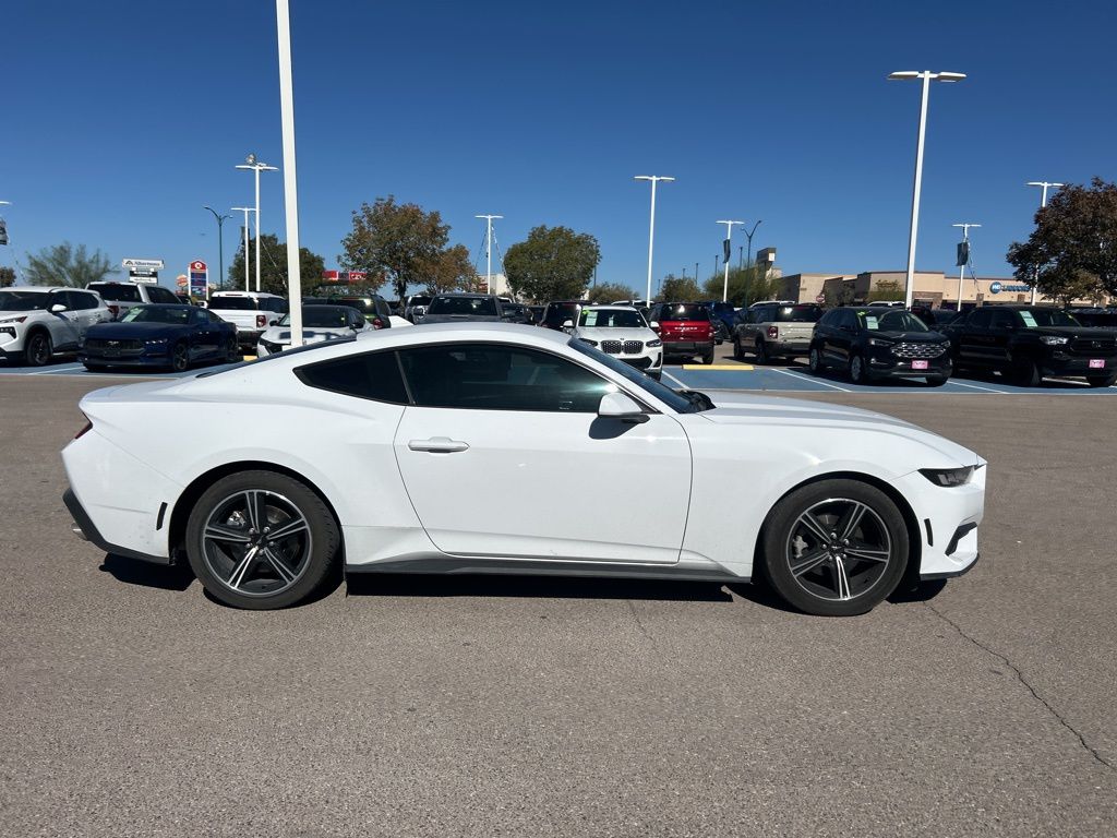 2024 Ford Mustang EcoBoost photo 3