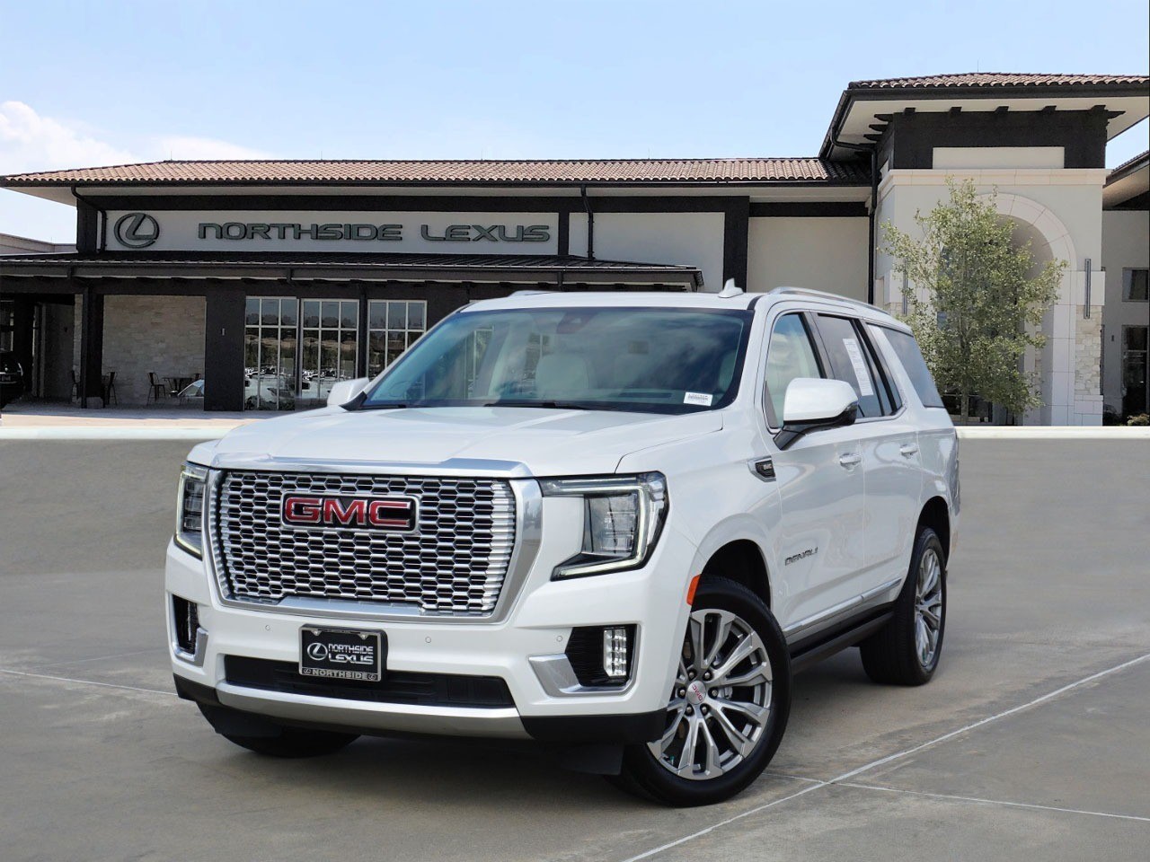 2021 GMC Yukon Denali's photo