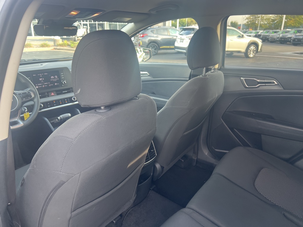 2024 Kia Sportage LX photo 13
