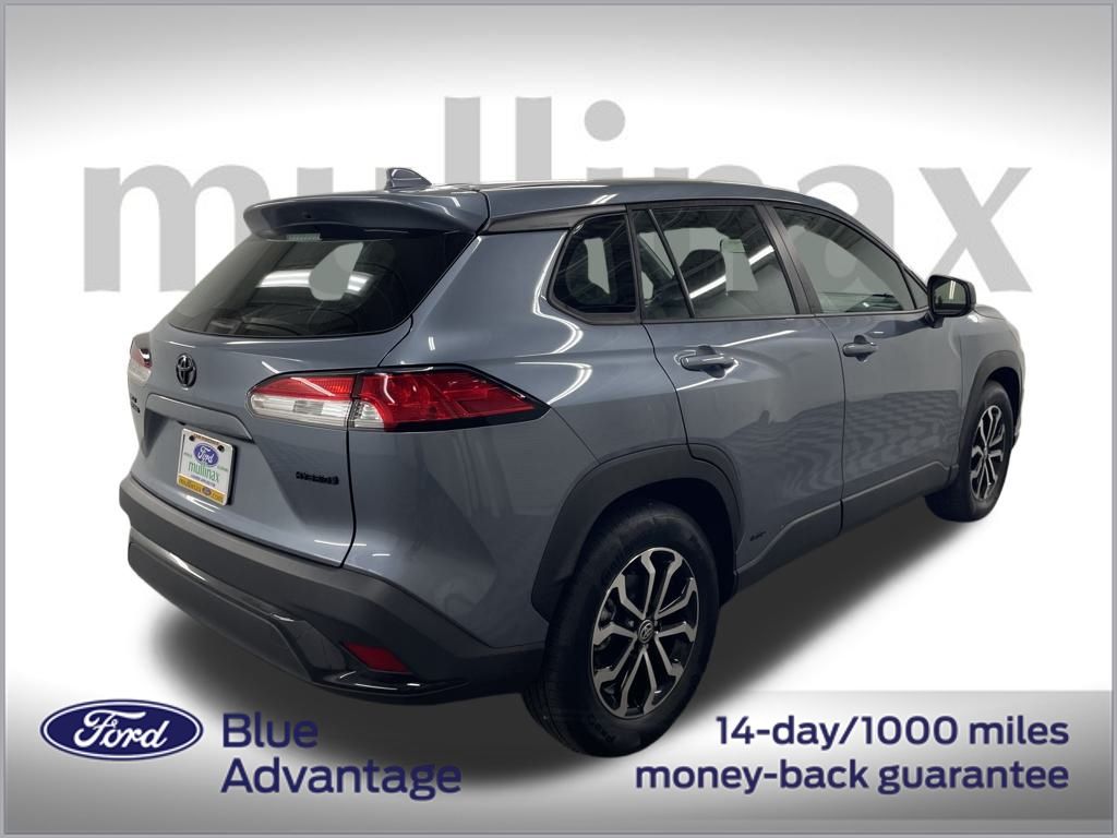 2023 Toyota Corolla Hybrid S photo 3