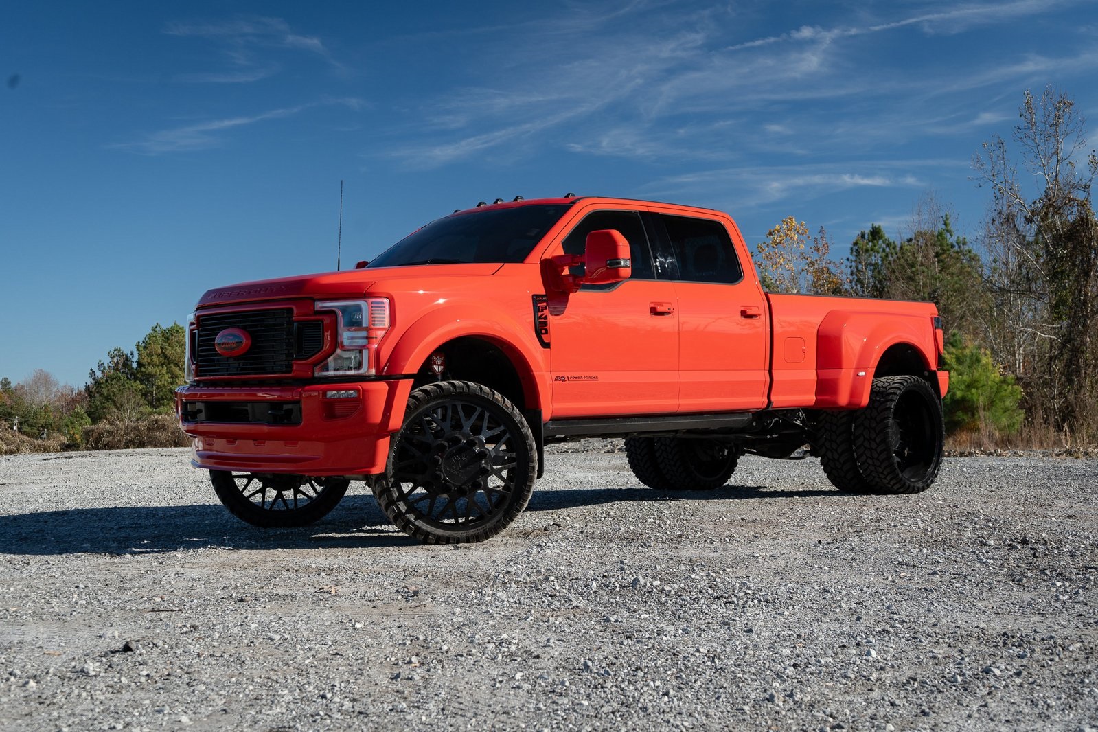 2022 Ford F-450 photo 2