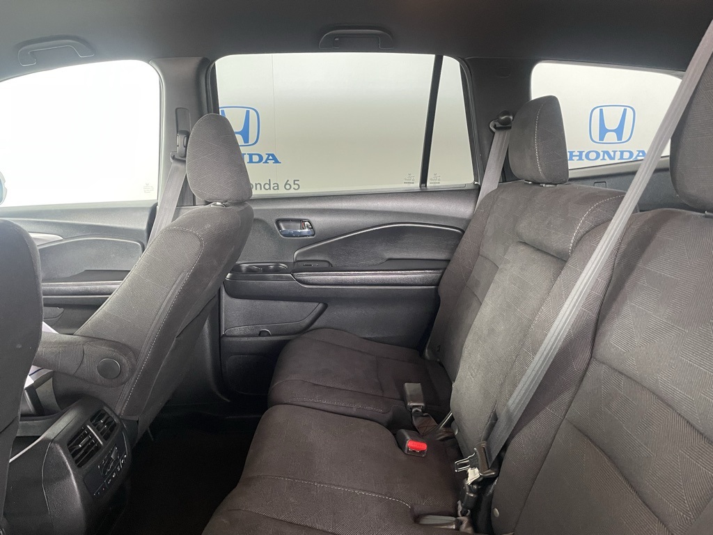 2022 Honda Pilot Sport photo 16