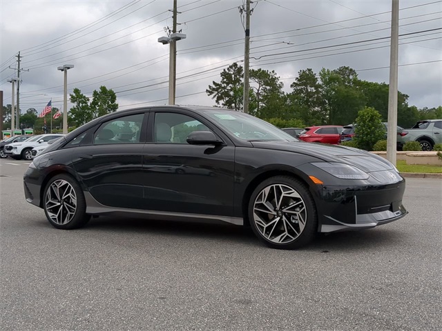 2023 Hyundai Ioniq 6 Limited photo 3
