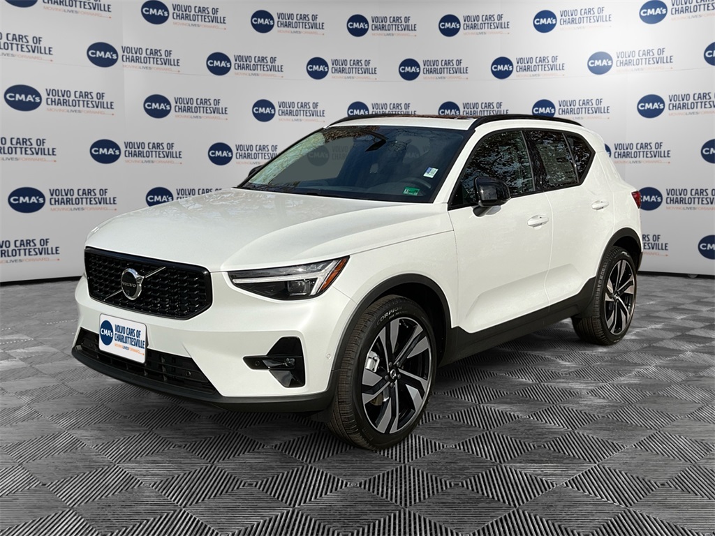 2026 Volvo XC40 Ultra's photo
