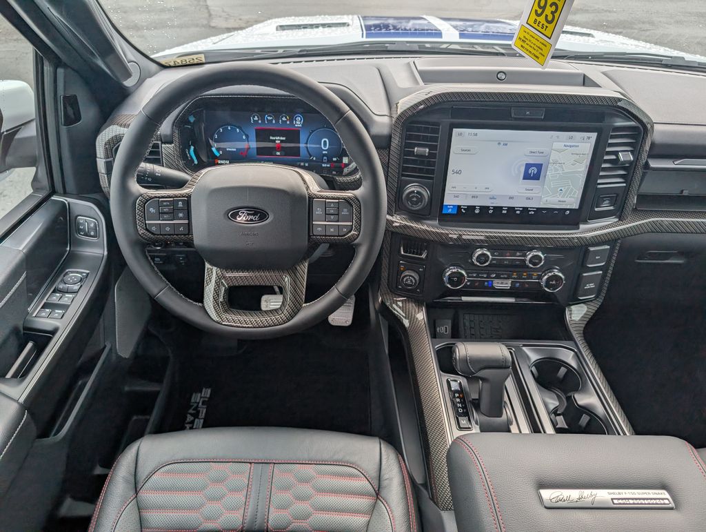2025 Ford F-150 Lariat photo 9