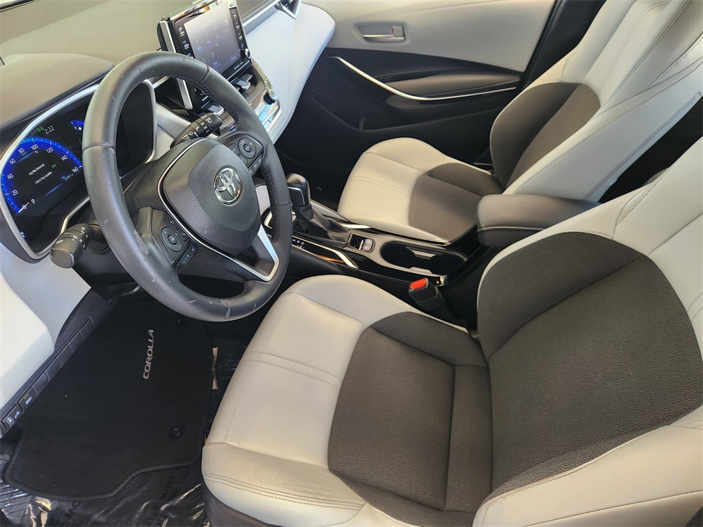2019 Toyota Corolla XSE photo 12