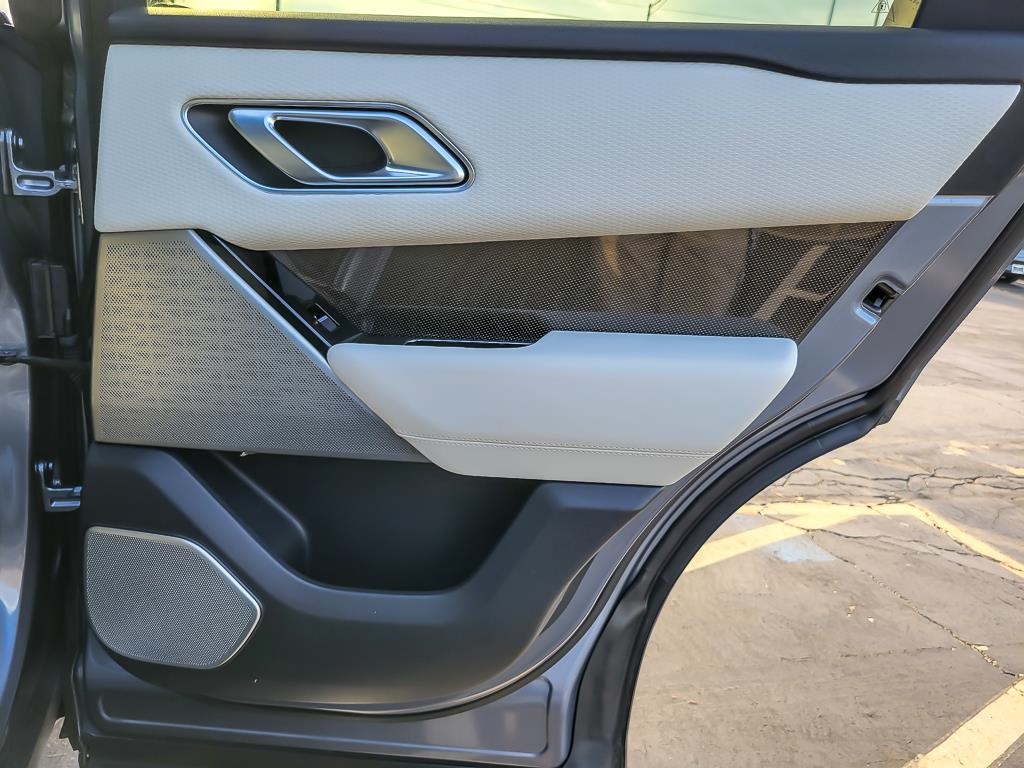 2023 LAND ROVER RANGE ROVER VELAR - Image 20