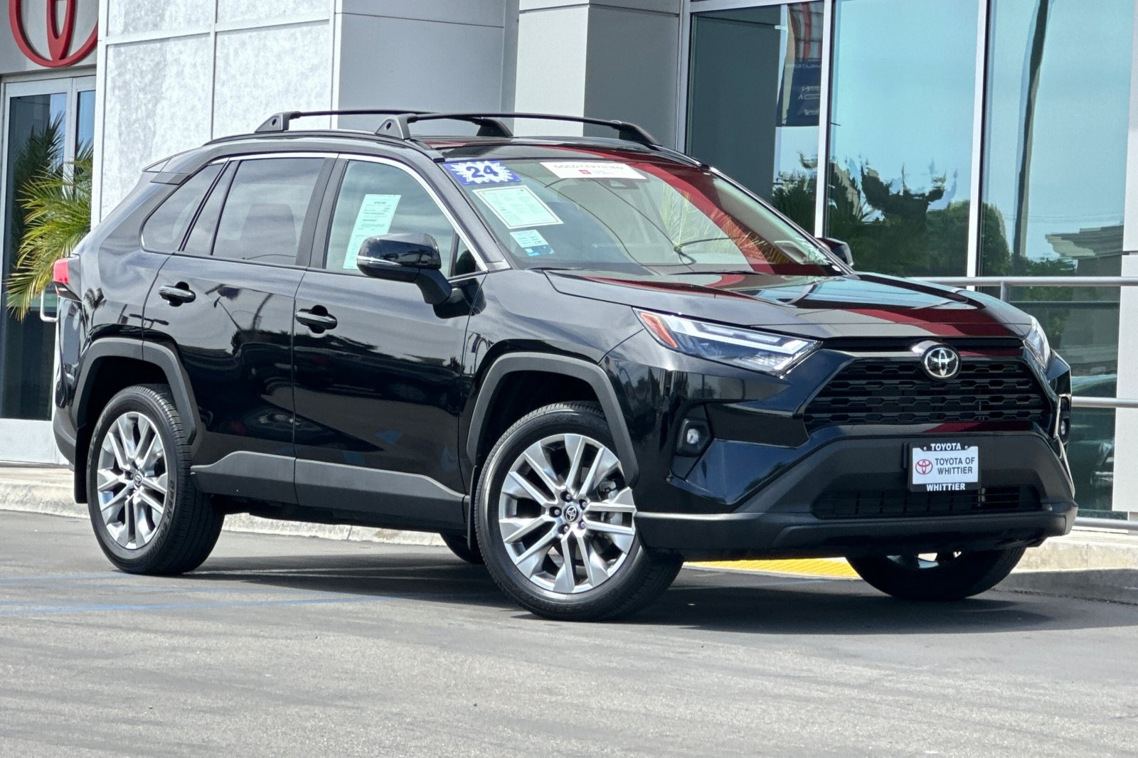 2024 Toyota RAV4 XLE Premium photo 2