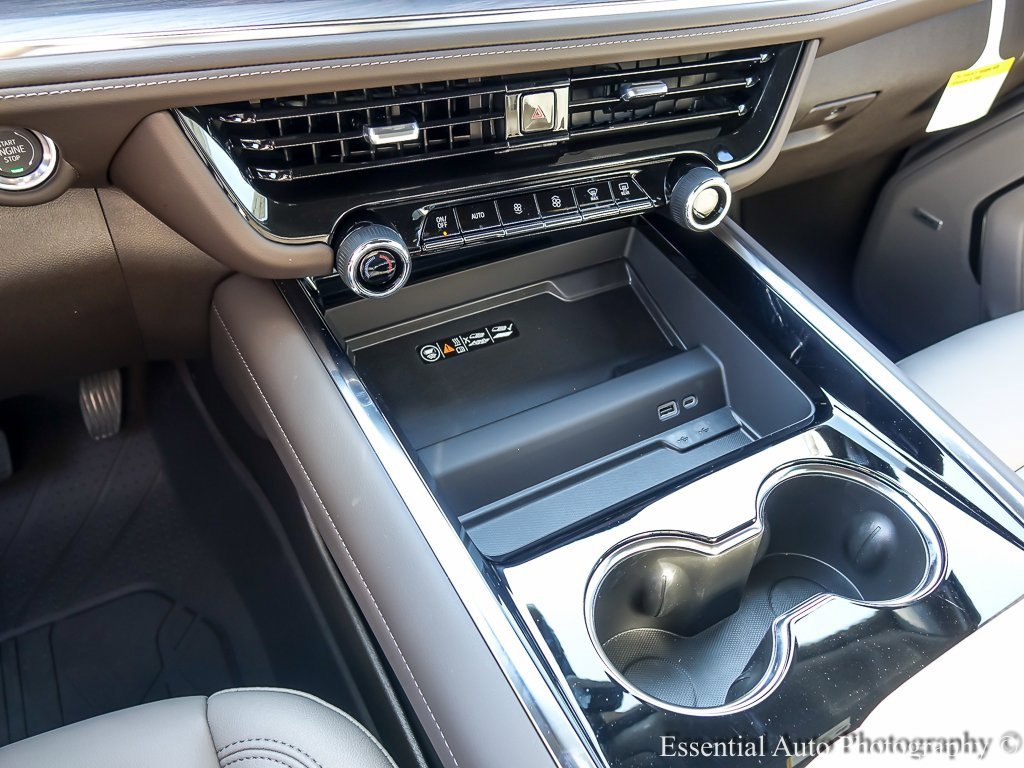 2026 CHEVROLET SUBURBAN - Image 4