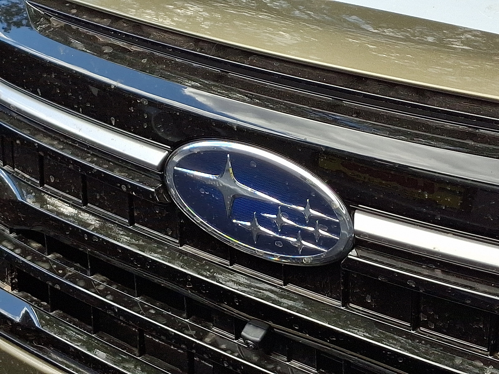2025 Subaru Forester Touring photo 4
