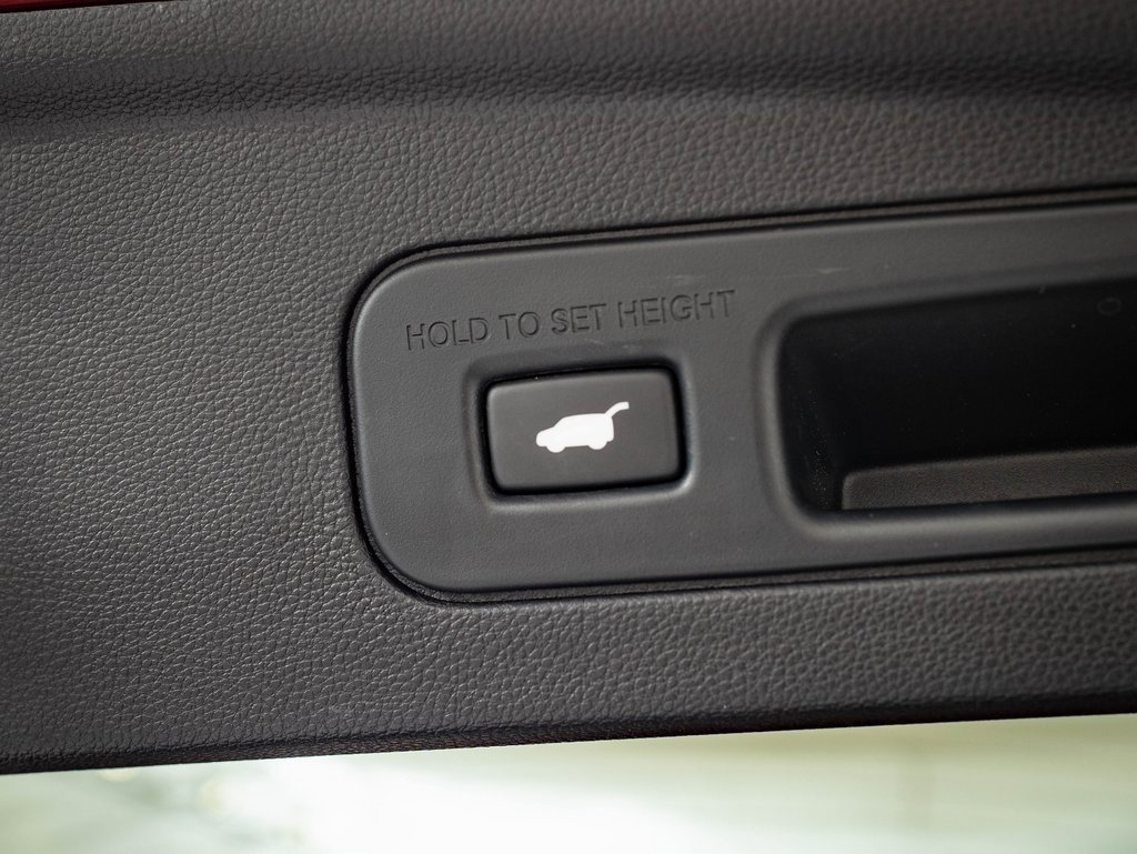 2023 Acura MDX SH-AWD Technology photo 17