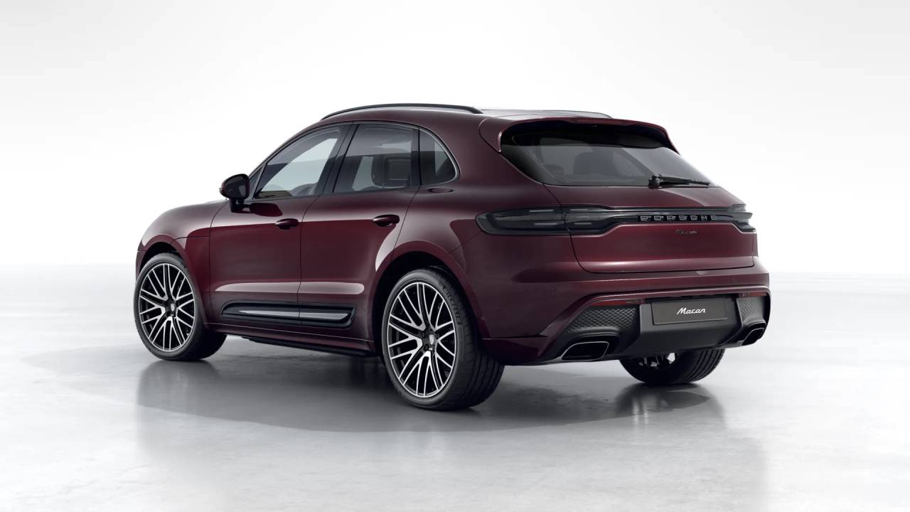 2026 Porsche Macan T photo 3