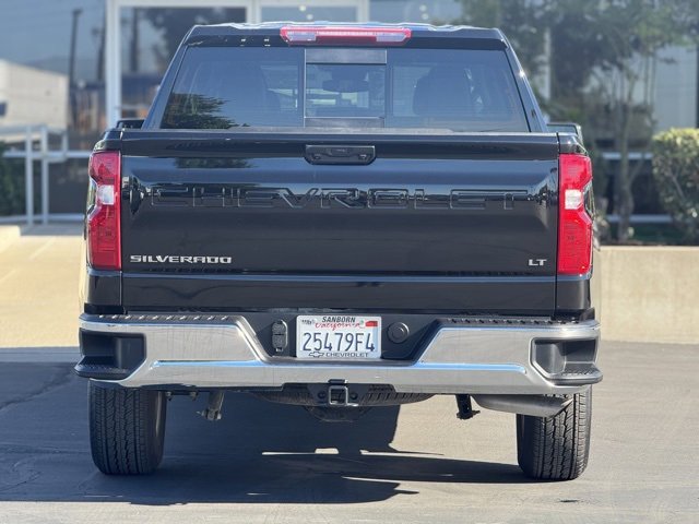 2025 Chevrolet Silverado 1500 LT photo 2