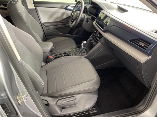 2024 Volkswagen Taos SE photo 42