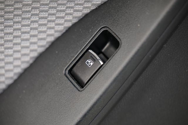 2017 Subaru Forester 2.5i Premium photo 21