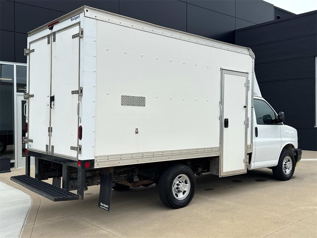 2019 Chevrolet Express 3500 Work Van photo 3