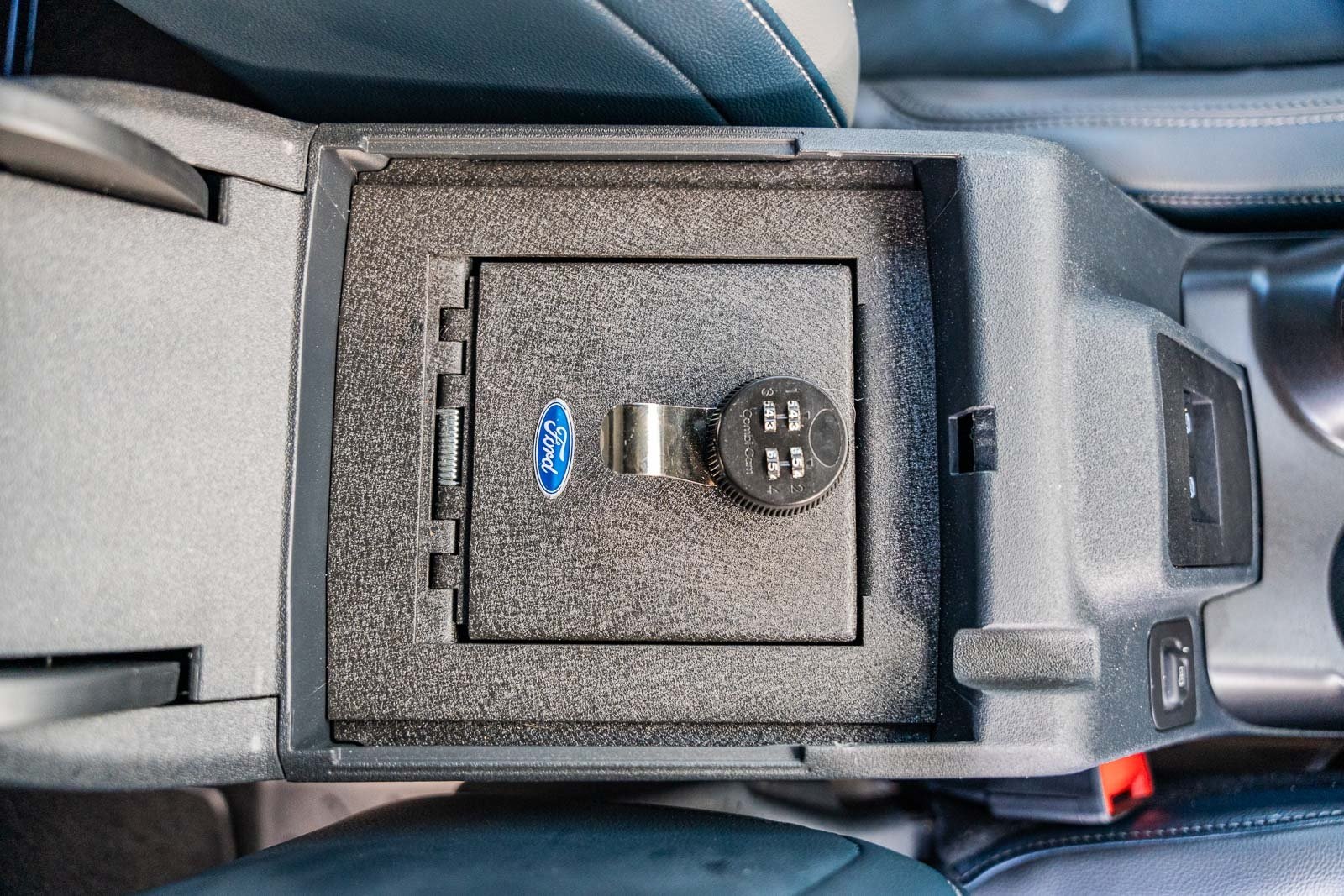 2021 Ford Bronco Outer Banks photo 14