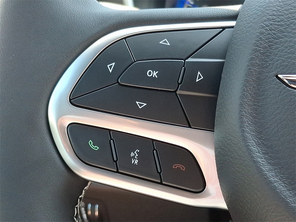 2025 Chrysler Voyager LX photo 15