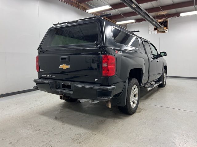 2017 Chevrolet Silverado 1500 LT photo 2