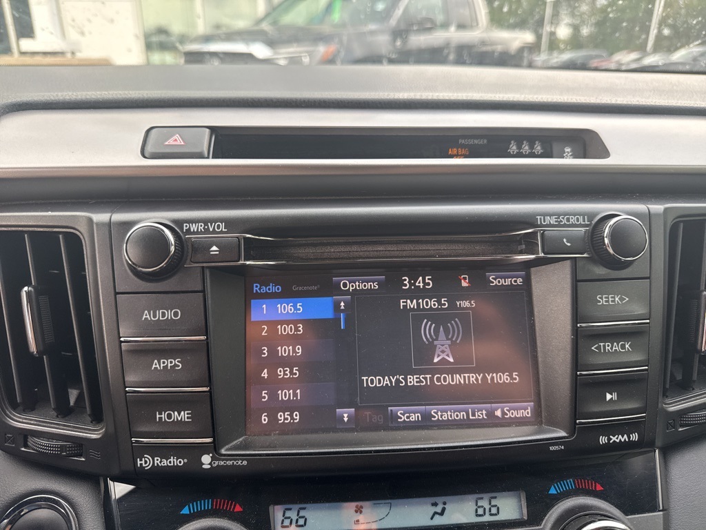 2018 Toyota RAV4 XLE photo 5