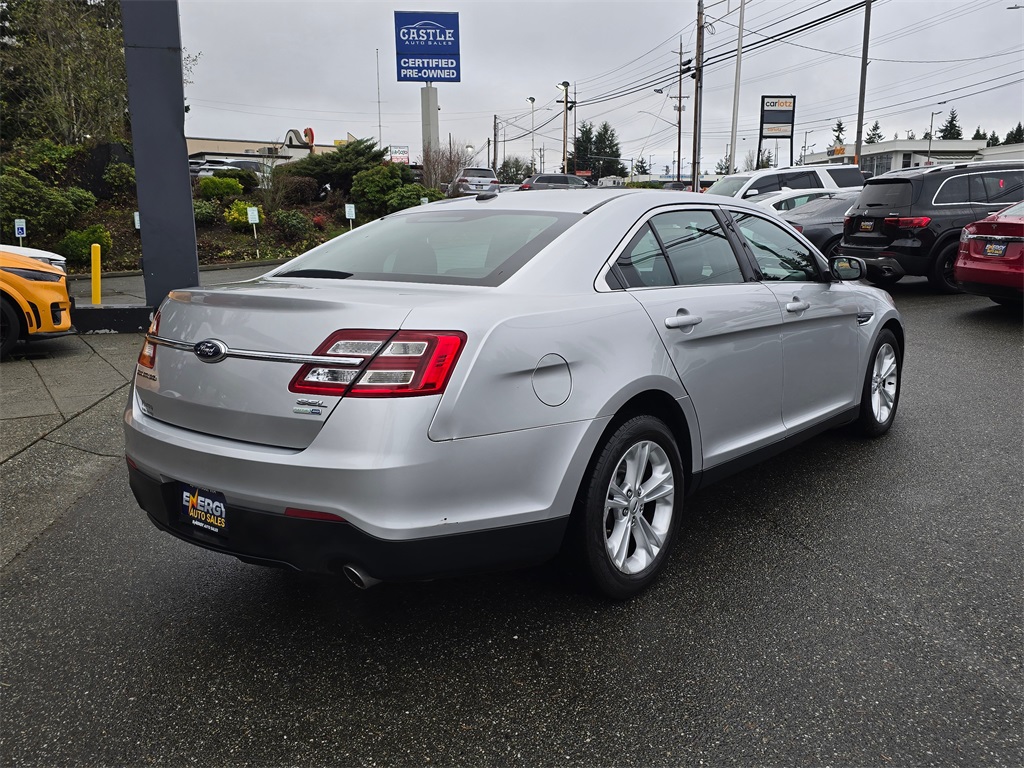 2013 Ford Taurus SEL photo 3