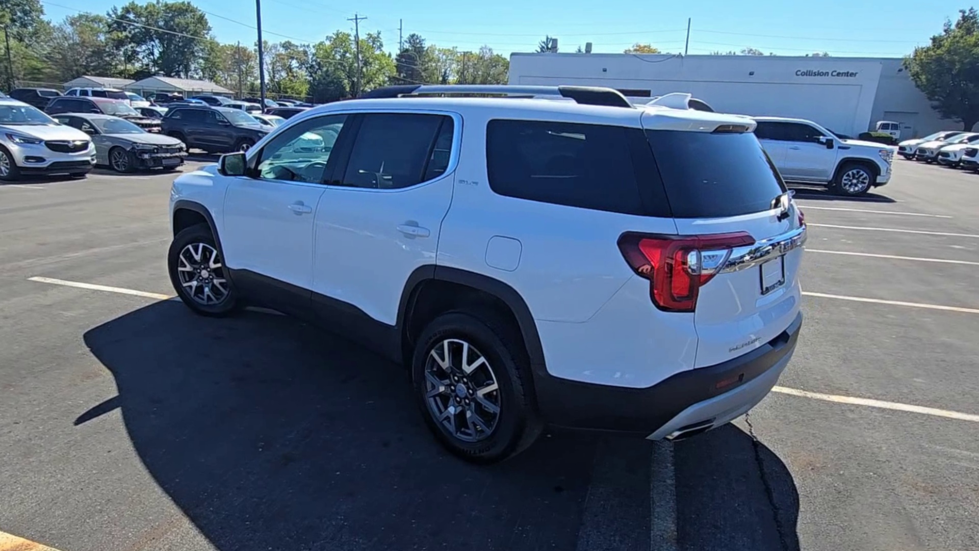 2023 Gmc Acadia SLE photo 42