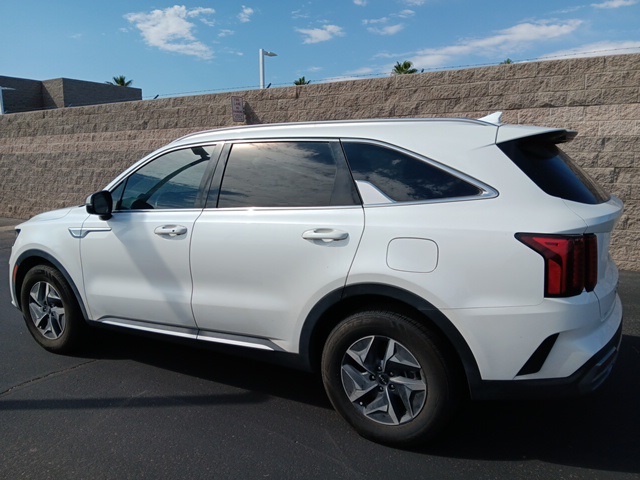 2022 Kia Sorento Hybrid S photo 4