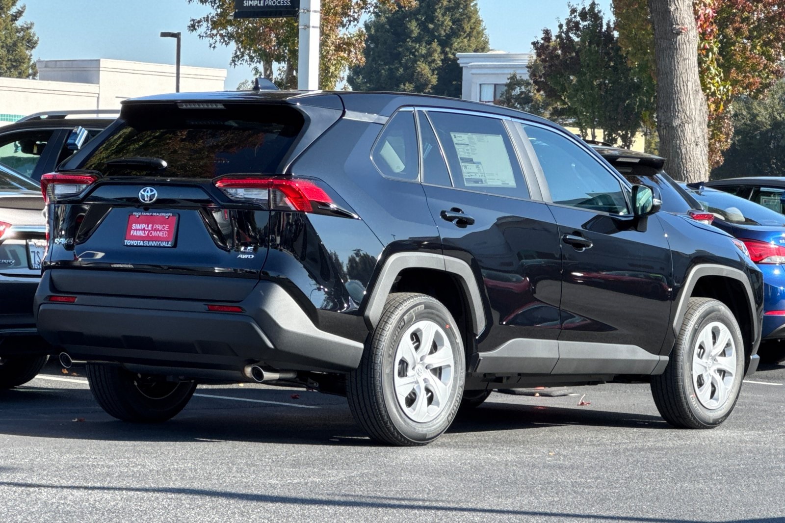 2025 Toyota RAV4 LE photo 3