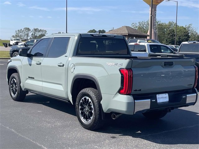 2025 Toyota Tundra SR5 photo 5