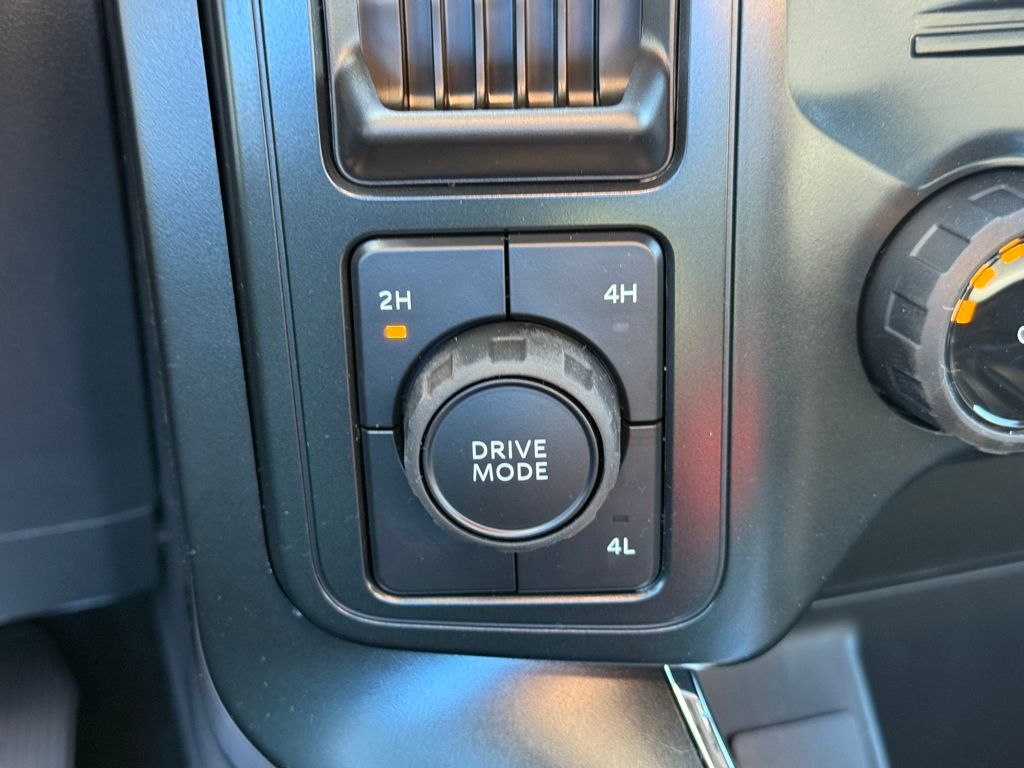 2025 Ford F-150 STX photo 25