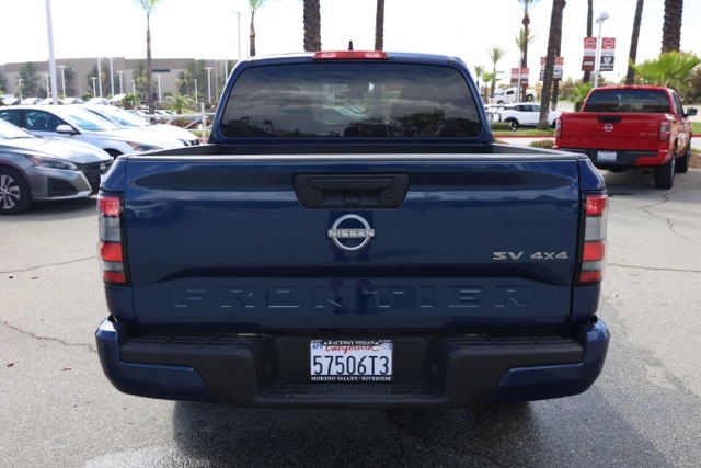 2023 Nissan Frontier SV photo 4