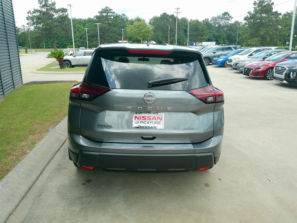 2025 Nissan Rogue SV photo 3