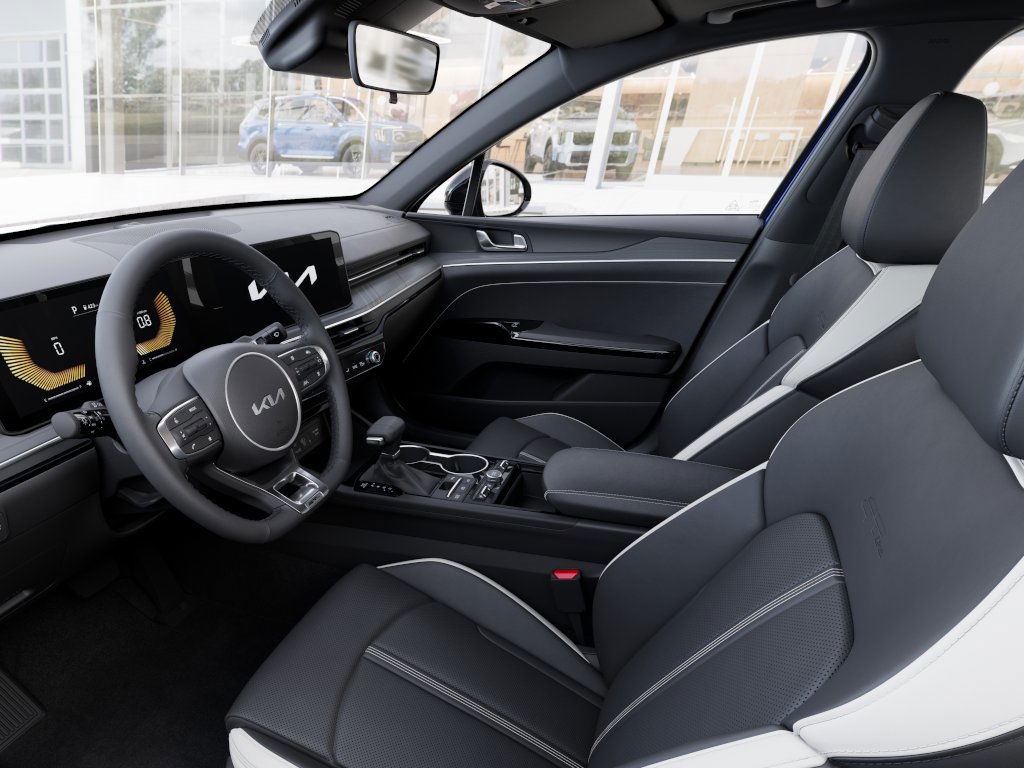 2026 Kia K5 GT-Line photo 16